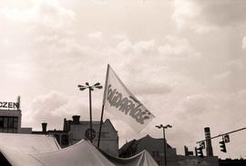 Namioty protestujących na pl. Dzierżyńskiego
