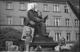 „Pożegnanie Bieruta” - happening studentów UWr